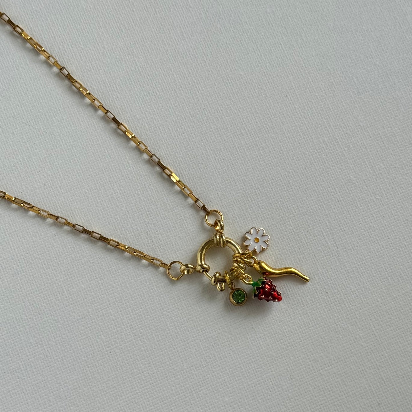 Collana Strawbaby II