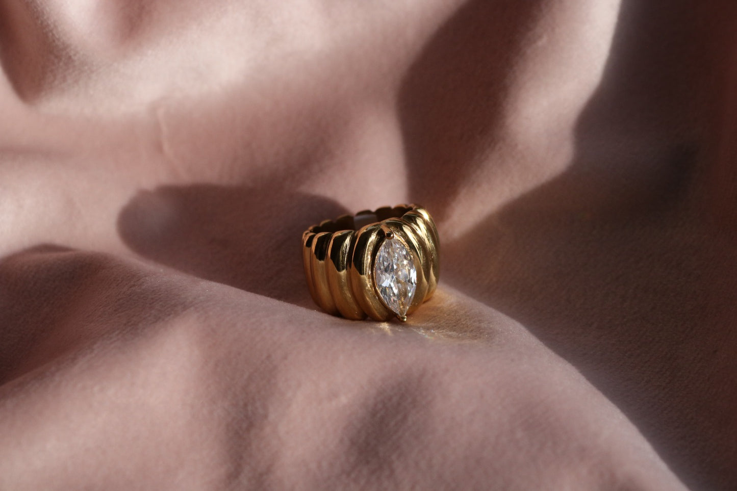 Anello Victoria