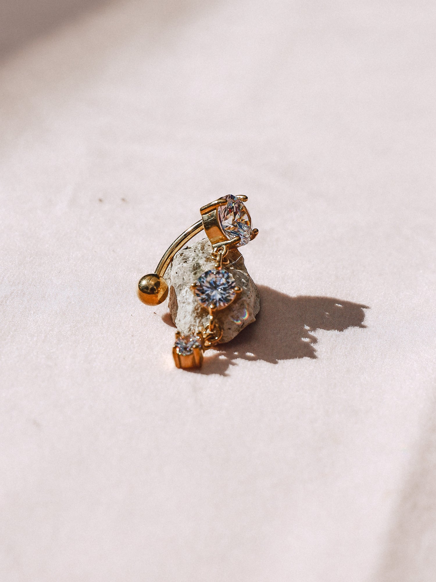 Piercing ombelico Floating Navel