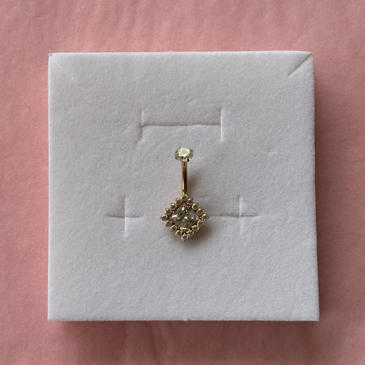 Navel Golden Royale