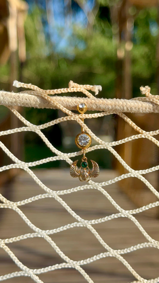 Navel Scarabeo